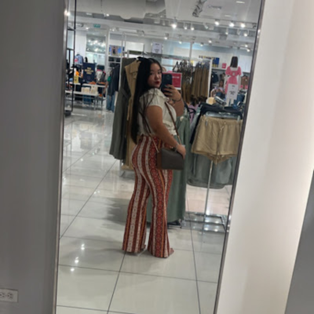 Meet your Posher, Sophia